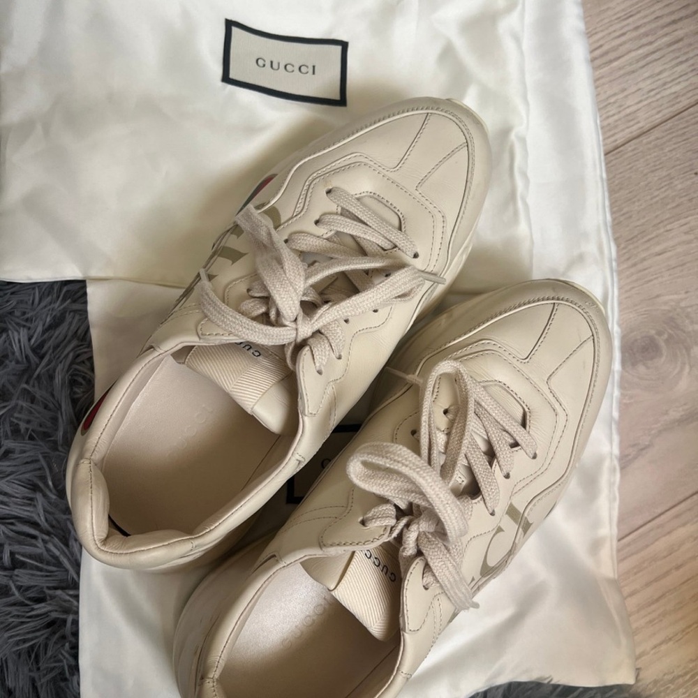 Gucci Rhyton Leather Sneaker - Picture 3 of 6